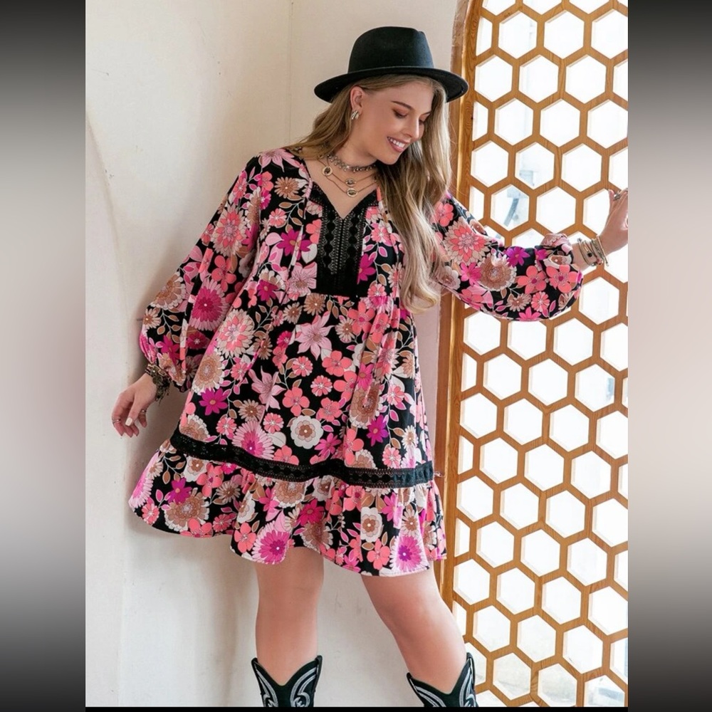 NWT Rusttydustty/Shein Floral Smock Dress